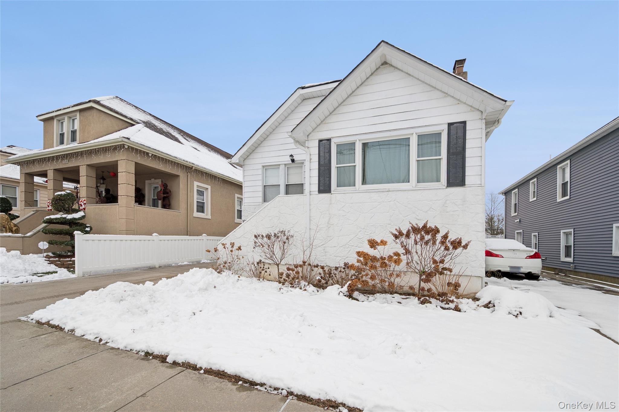 1038 Traymore Boulevard – For Sale photo 2