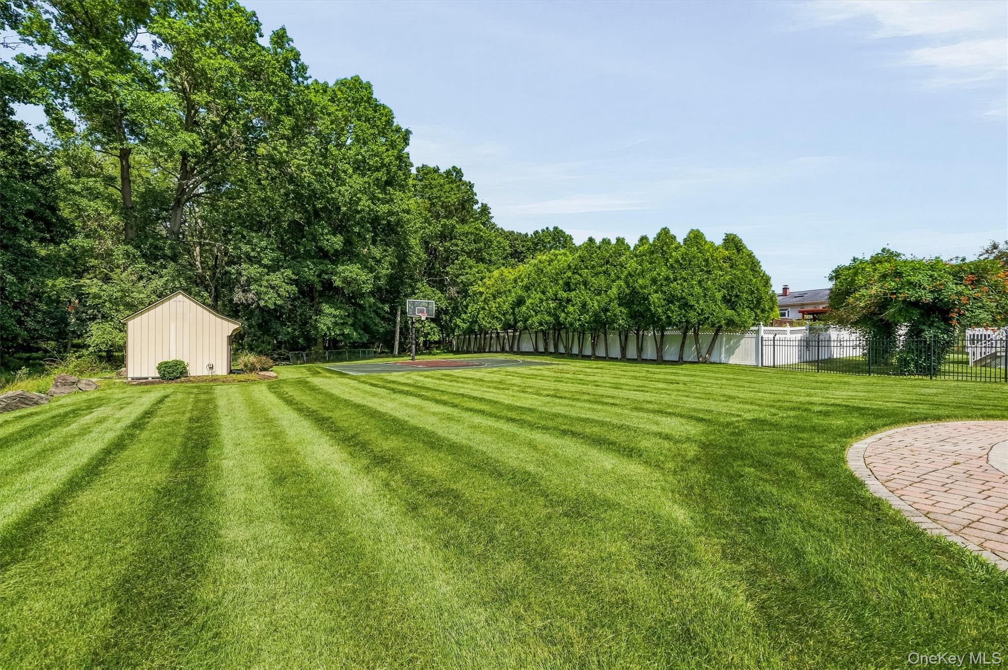 80 Decker Drive – For Sale photo 43