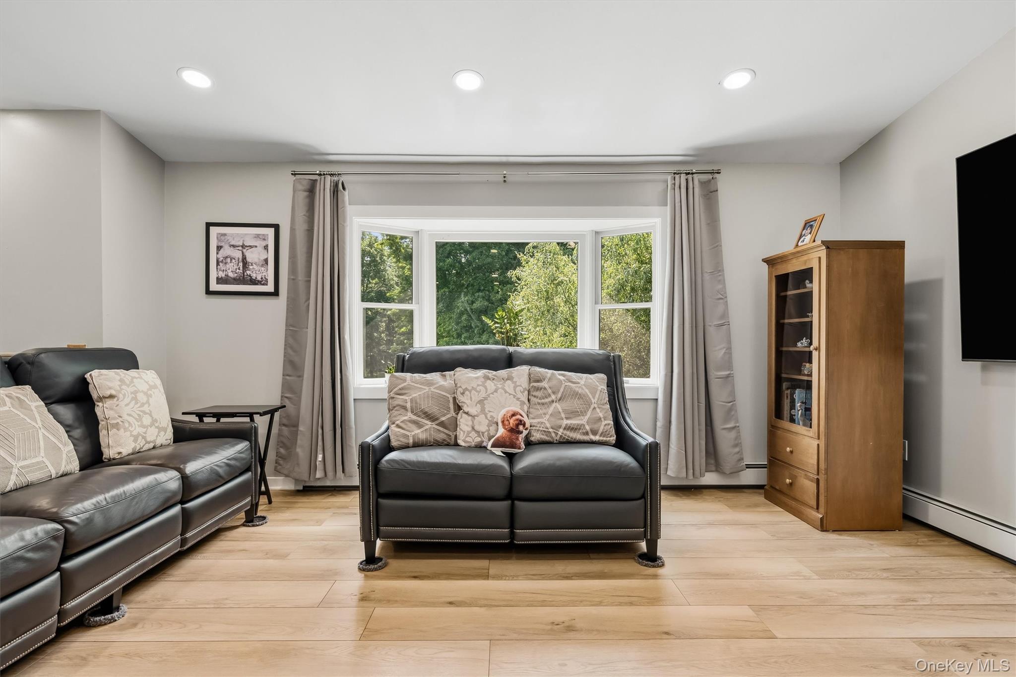80 Decker Drive – For Sale photo 5
