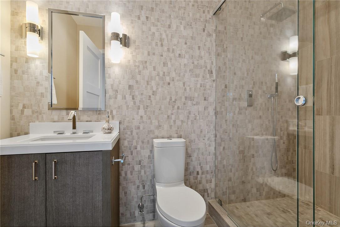 5 Renaissance Square, Unit PH40C photo 18