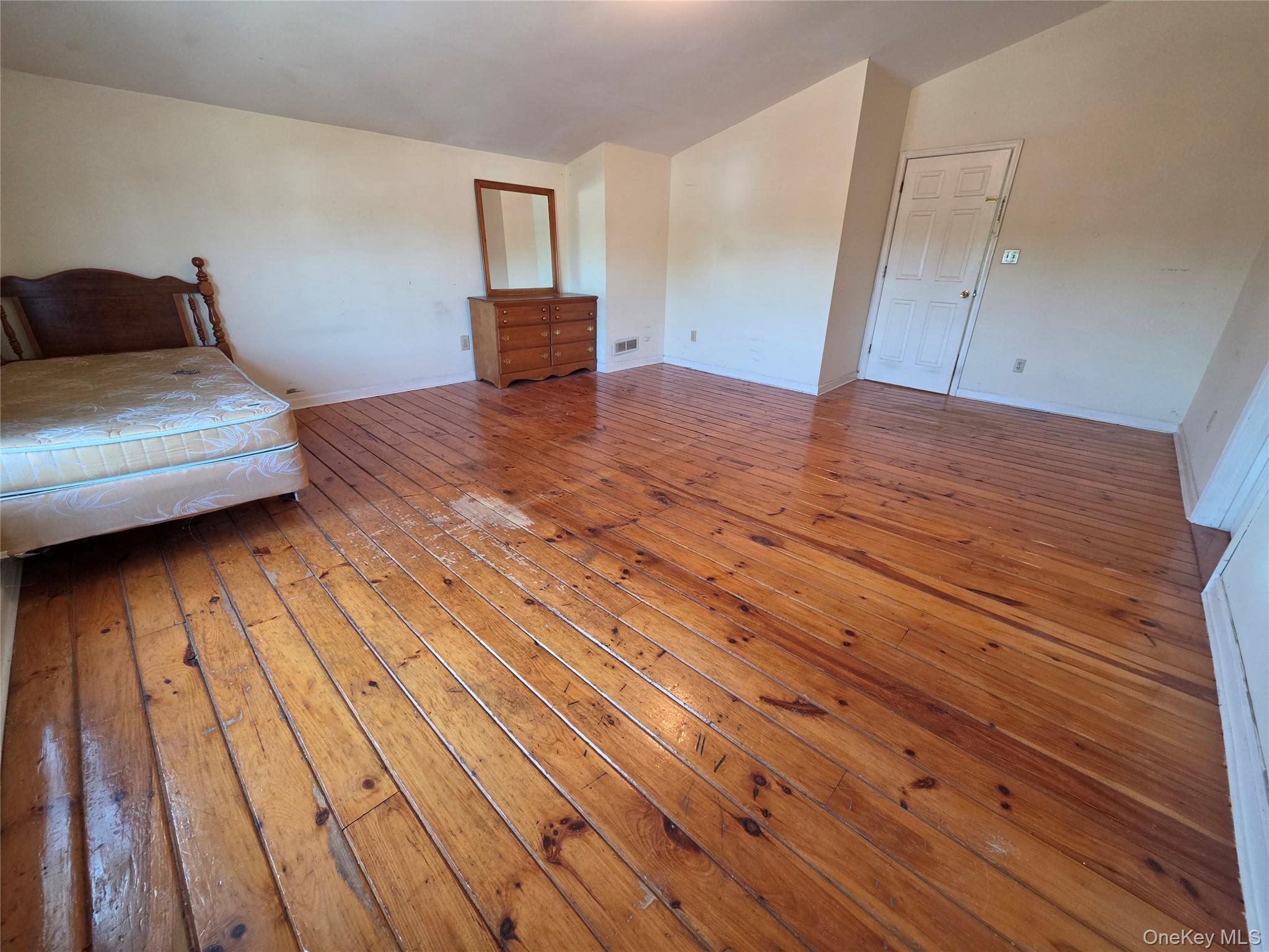 83 Green Street – For Sale photo 29