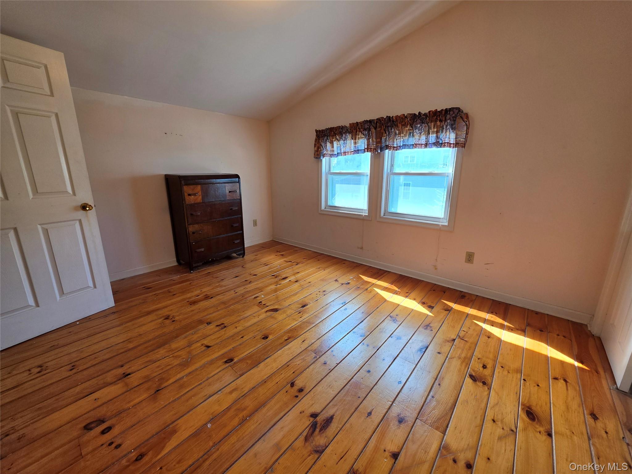 83 Green Street – For Sale photo 27