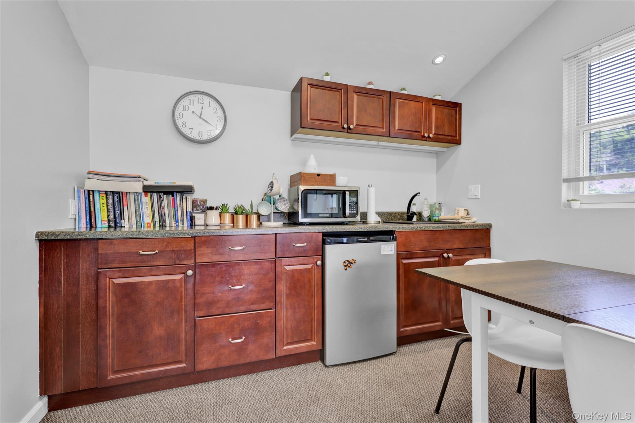 28 New Hempstead Road – For Sale photo 24