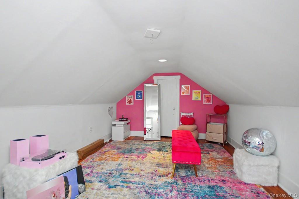 139 8th Street – For Sale photo 30