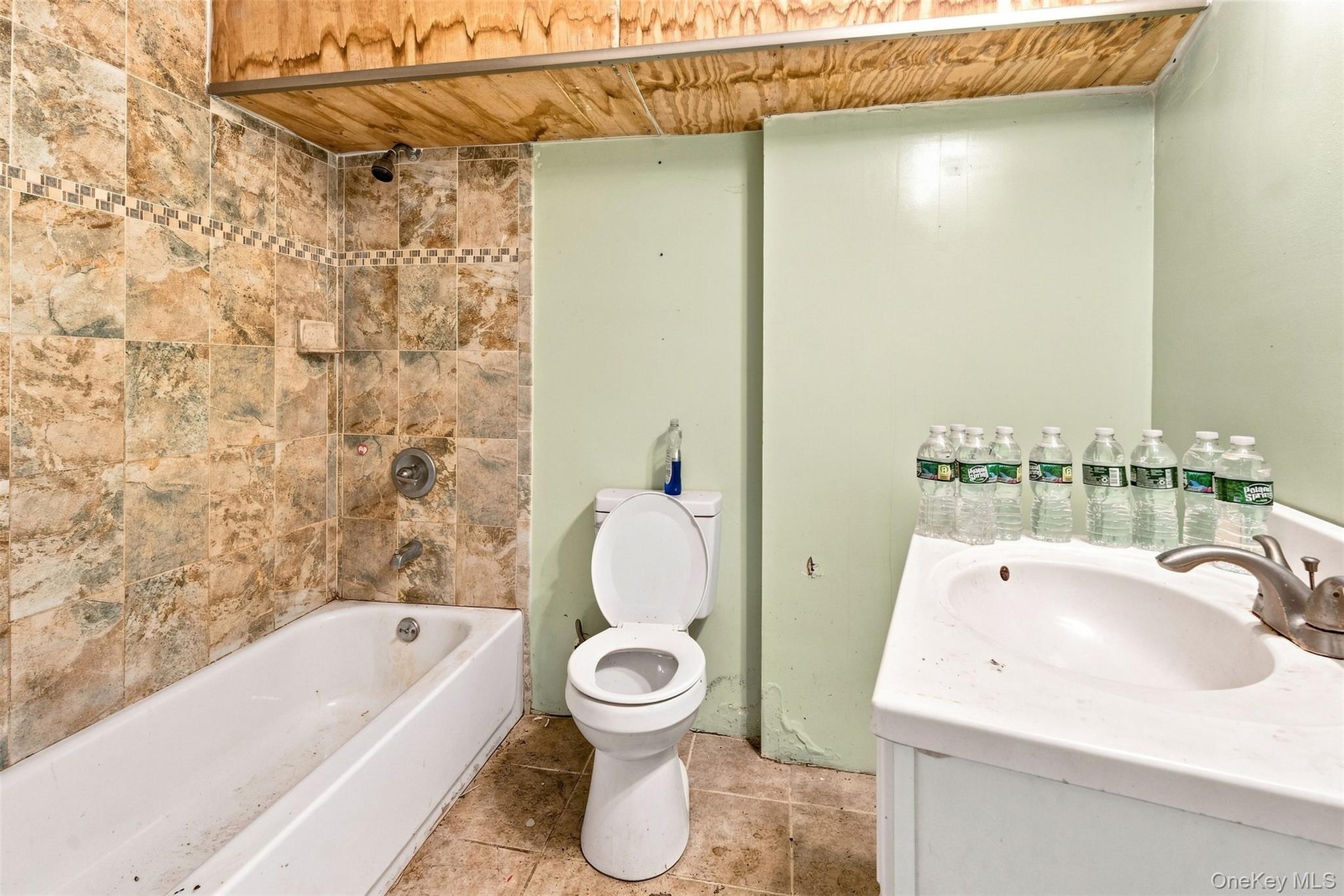 26 Weitz Road – For Sale photo 19