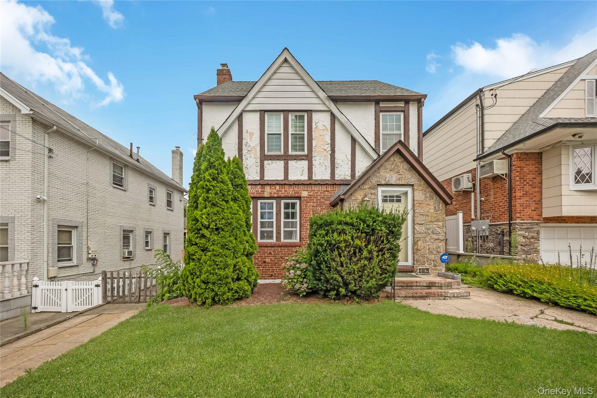 24829 Cambria Avenue – For Sale