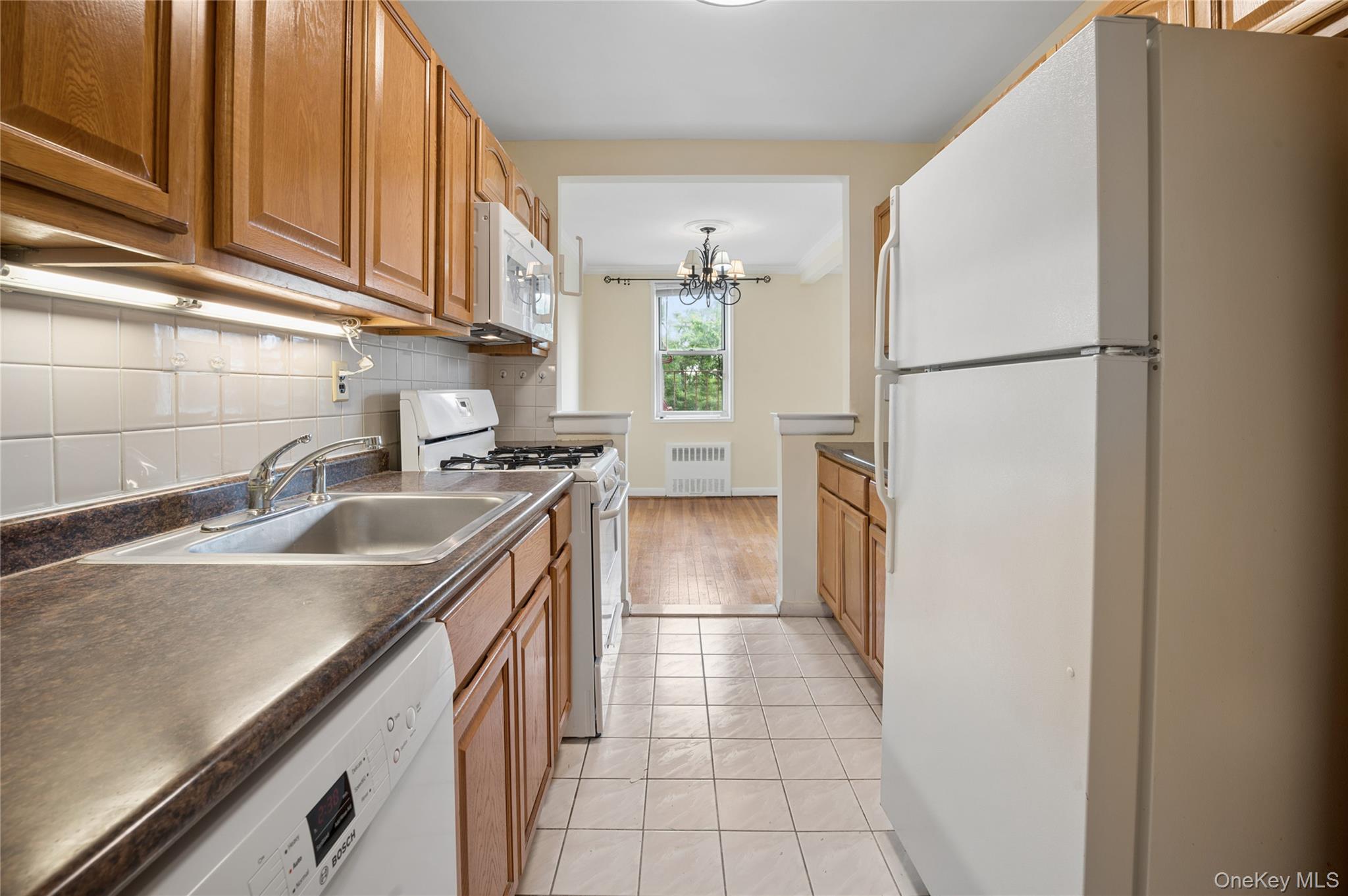 3 Sadore Lane, Unit 7T photo 13