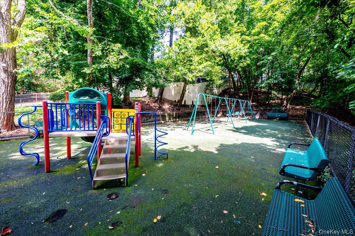 3 Sadore Lane, Unit 7T photo 21