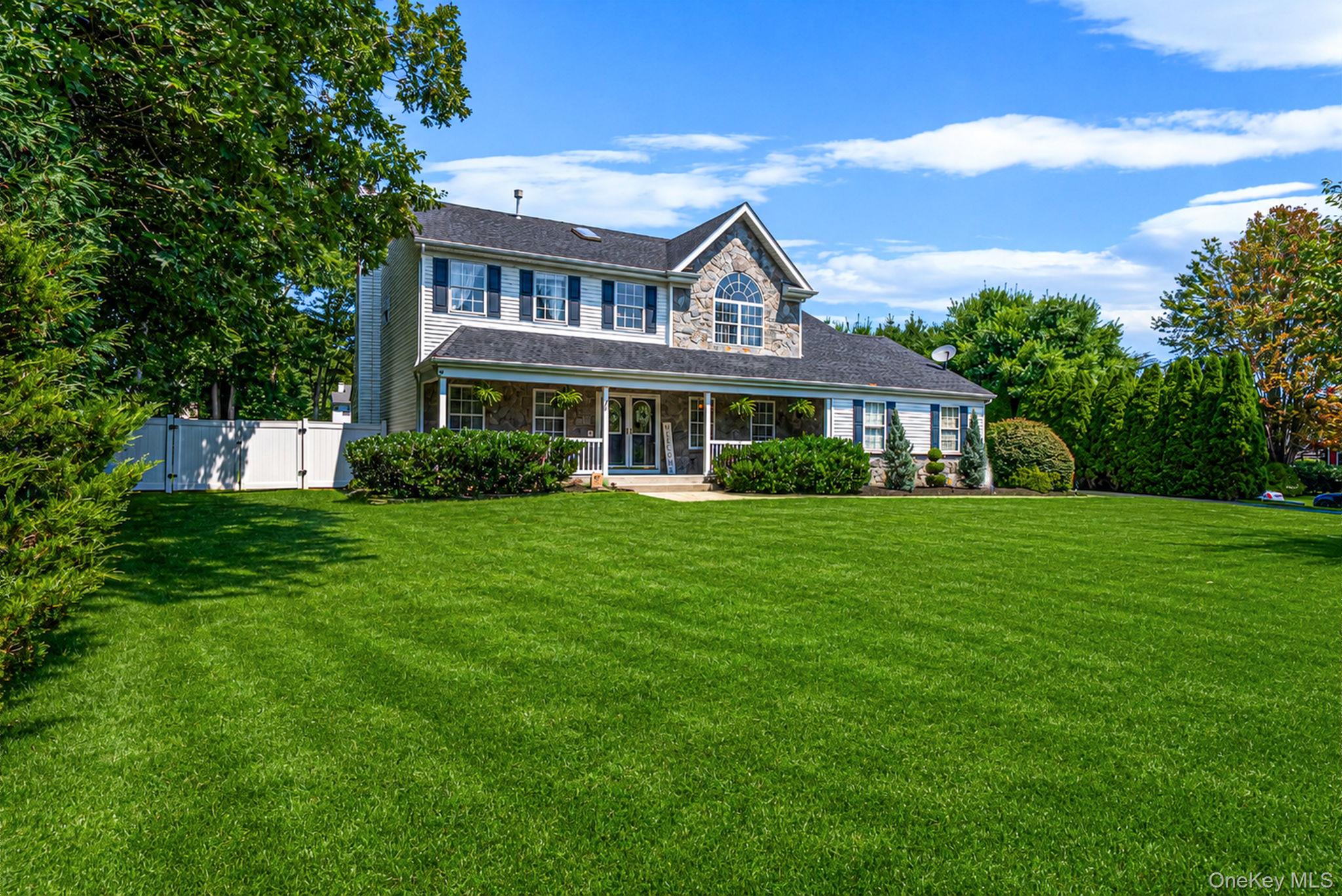 62 Ridgefield Drive – For Sale photo 2
