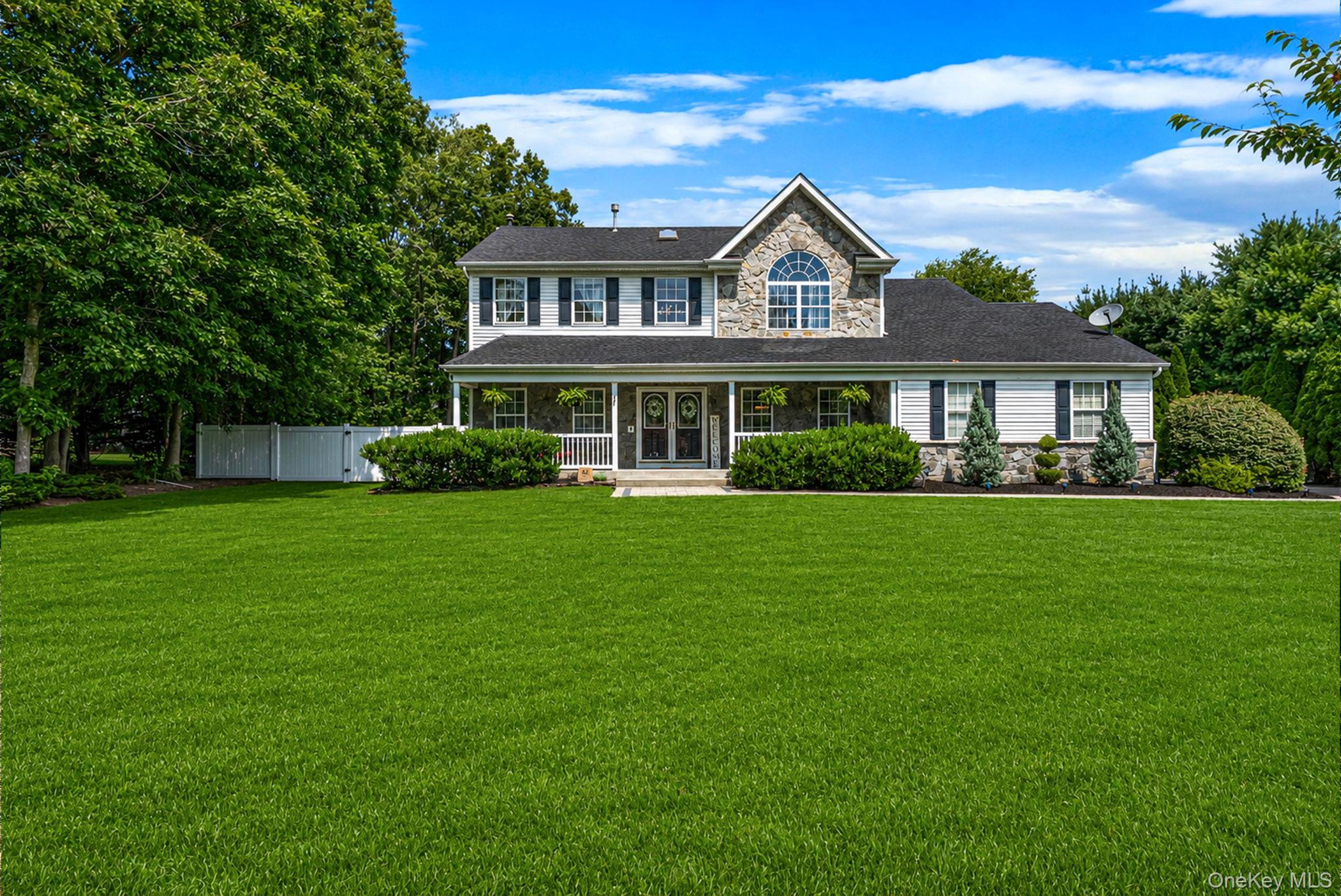 62 Ridgefield Drive – For Sale
