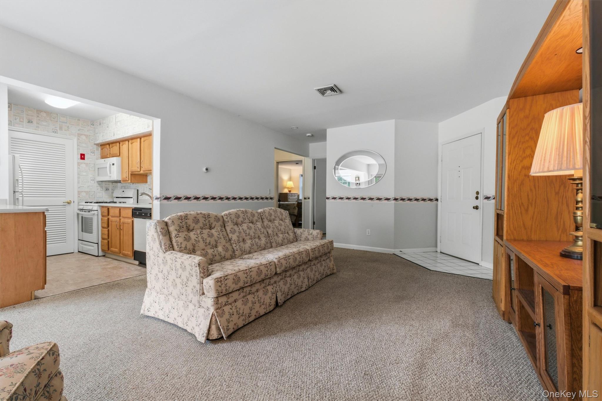 1002 Washington Green, Unit AG2 photo 9