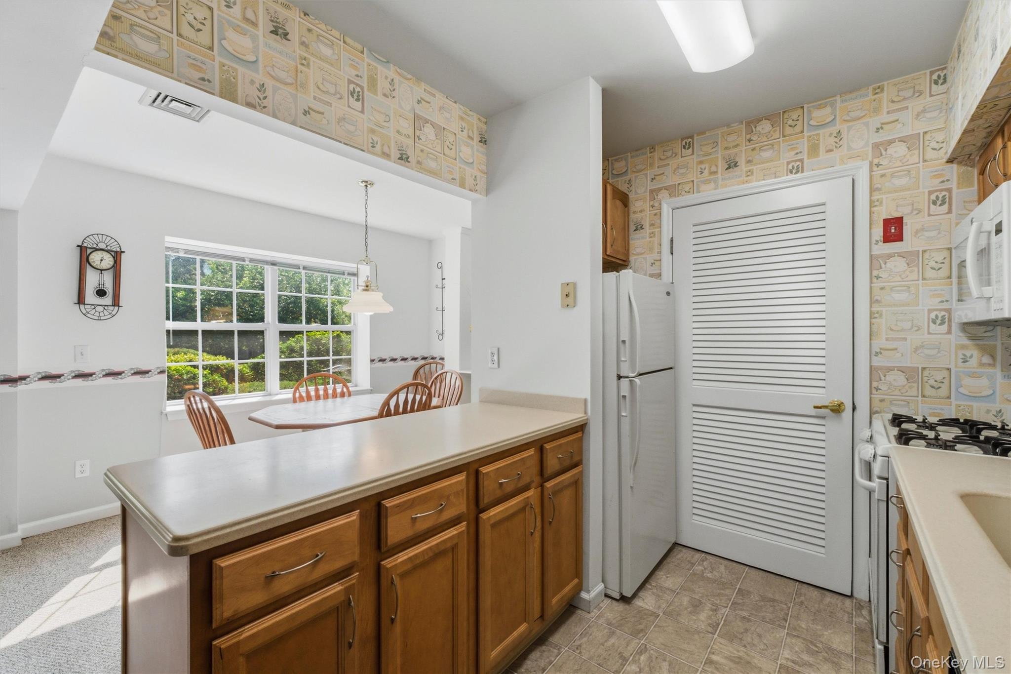 1002 Washington Green, Unit AG2 photo 15