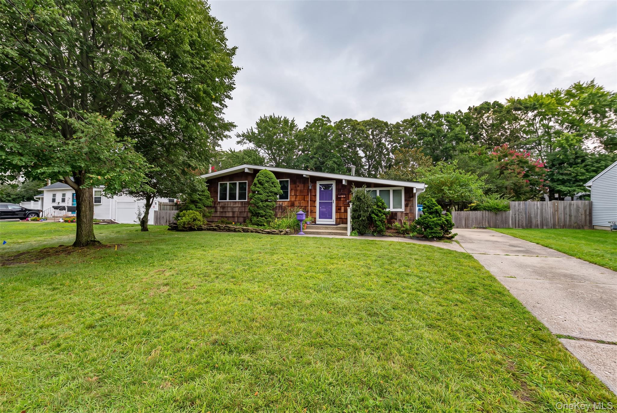 16 Morning Drive – For Sale