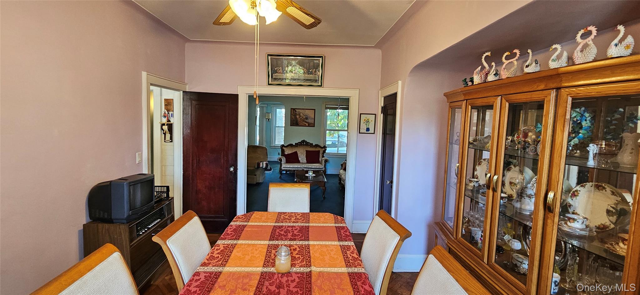 7854 75th Street – For Sale photo 6