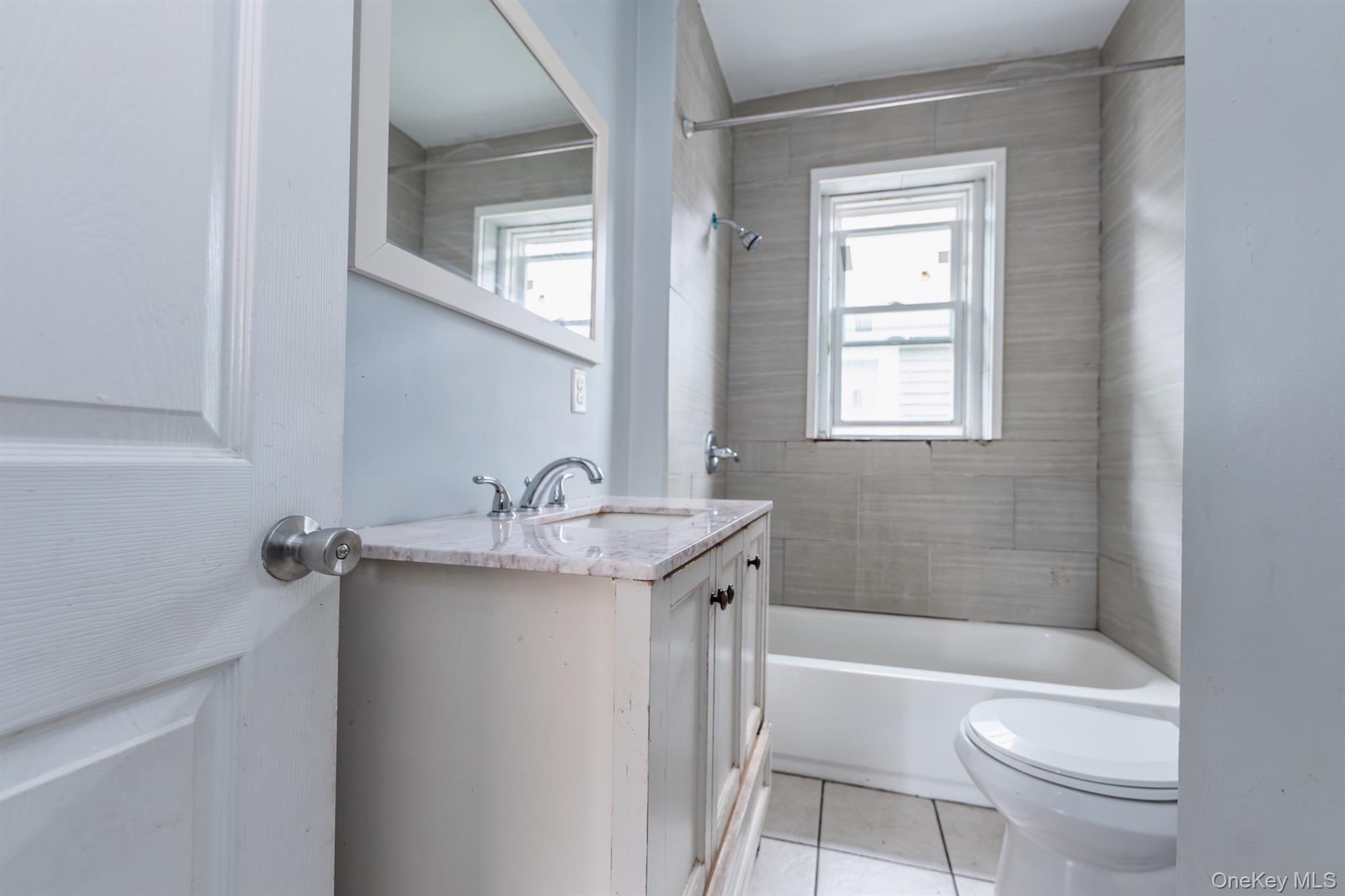 102 Henry Street – For Sale photo 21