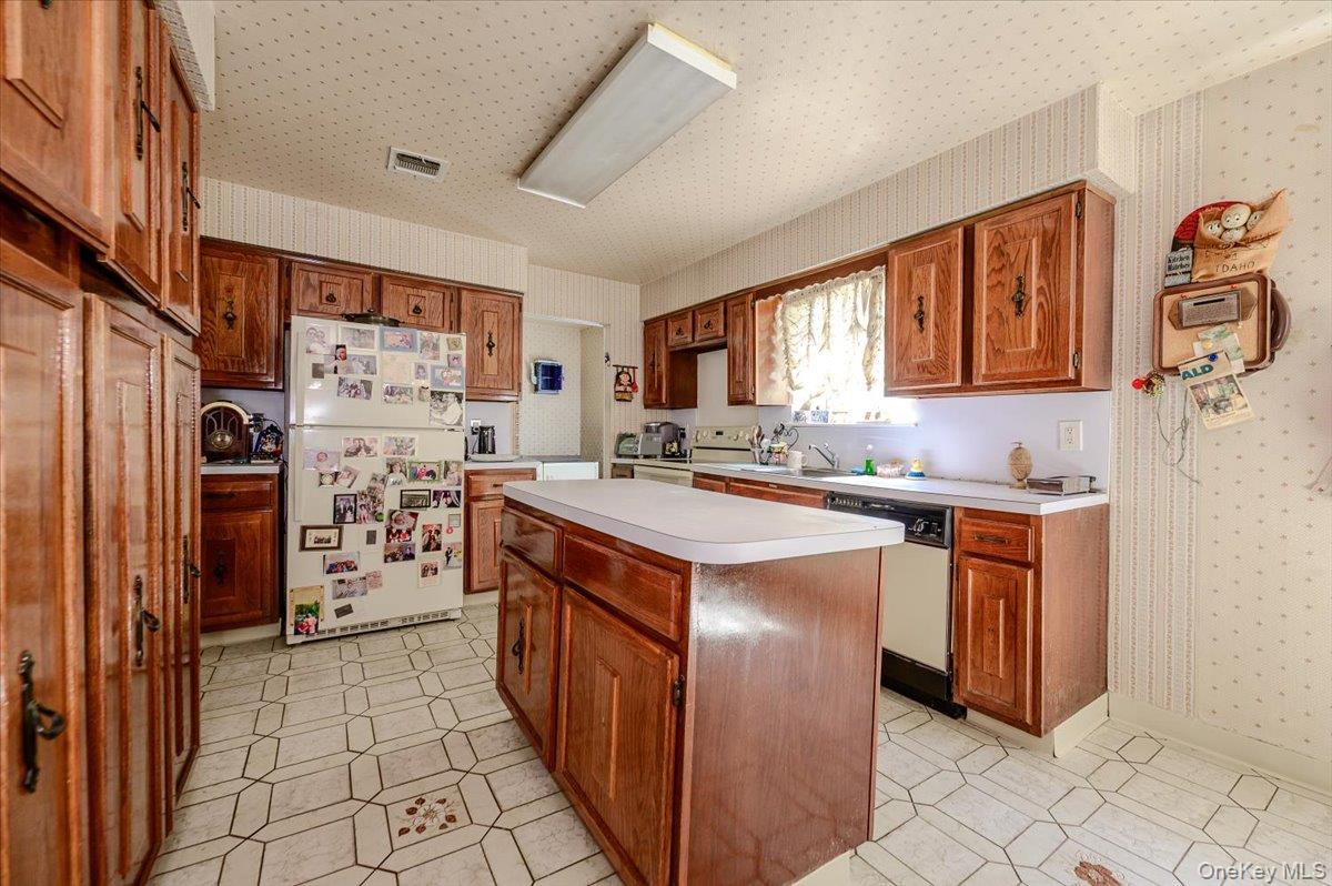 719 Hungry Harbor Road – For Sale photo 12