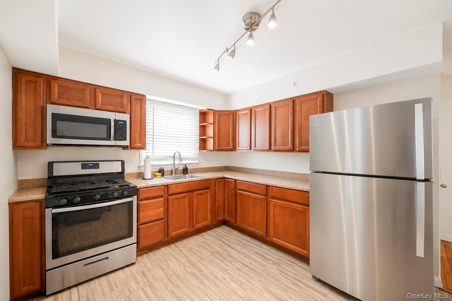 5 Tyler Avenue – For Rent photo 11