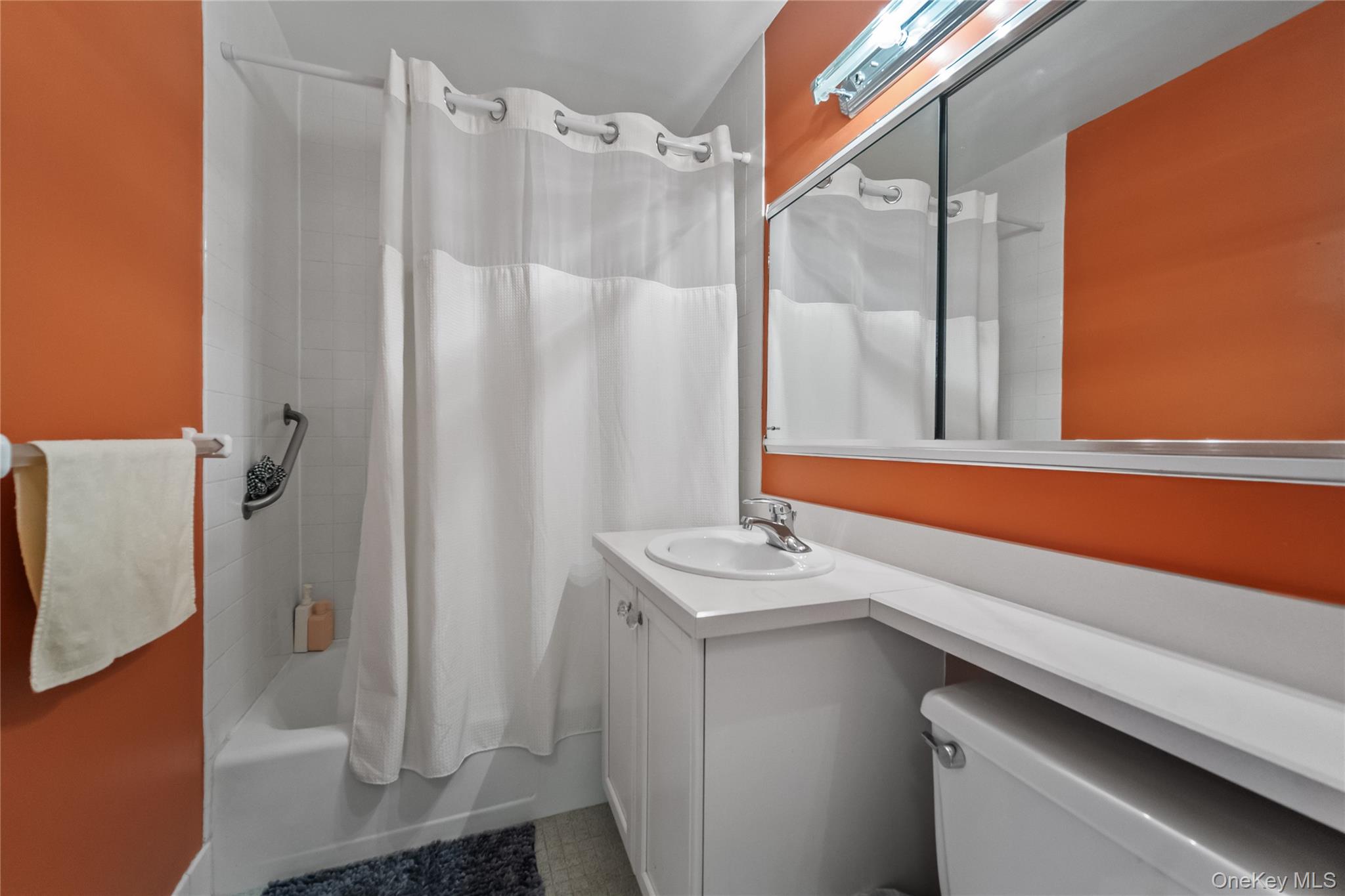 100 E Hartsdale Avenue, Unit 6LW photo 21