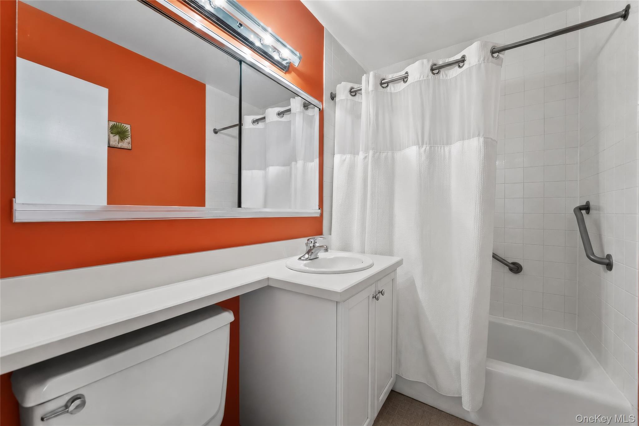 100 E Hartsdale Avenue, Unit 6LW photo 17
