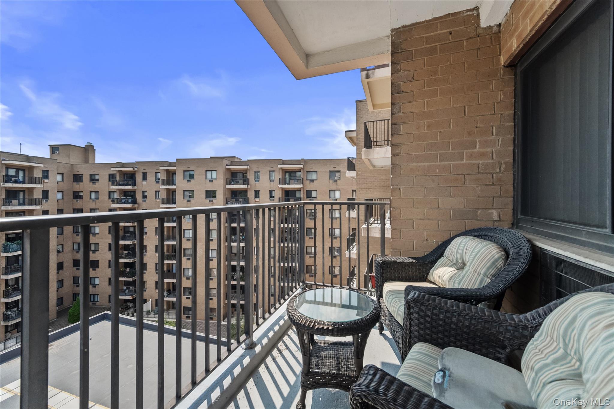 100 E Hartsdale Avenue, Unit 6LW photo 6