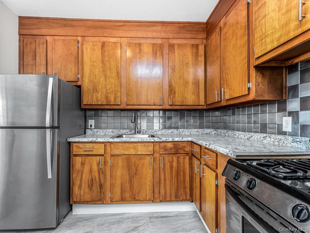 290 W 232nd Street, Unit 21C photo 6