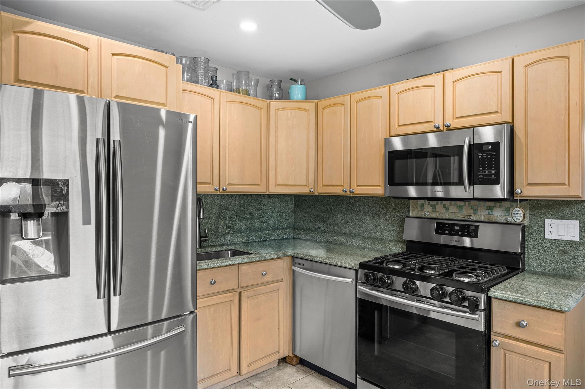 78 Circle Drive N – For Sale photo 4