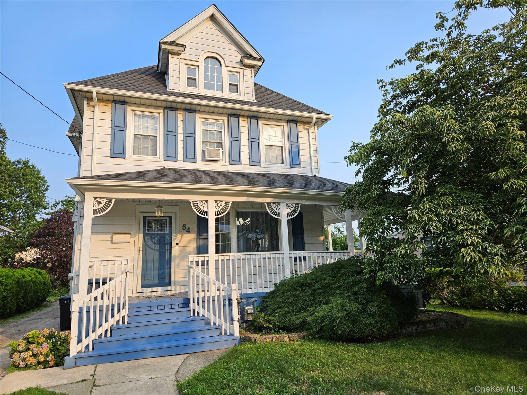 54 Catherine Street – For Sale