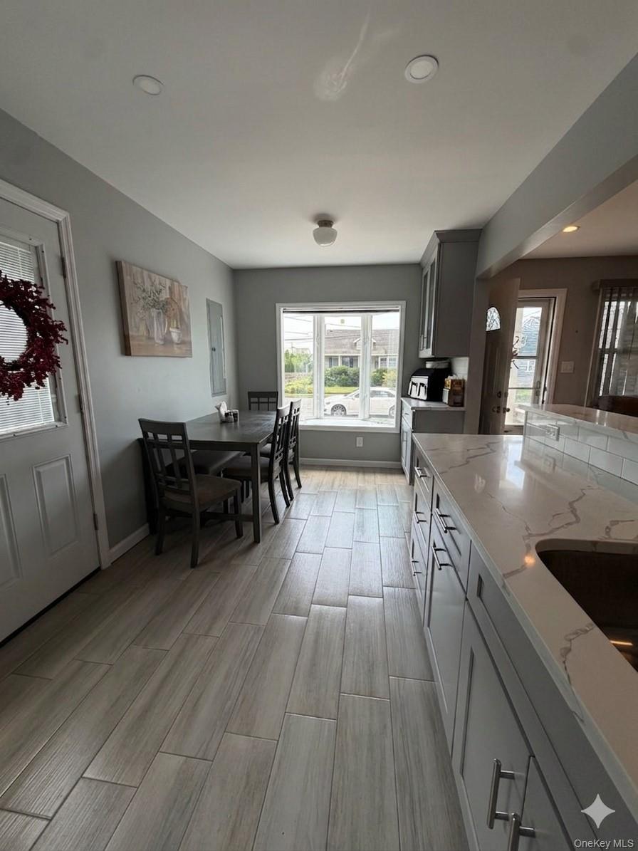 82 E Hollywood Avenue – For Rent photo 3