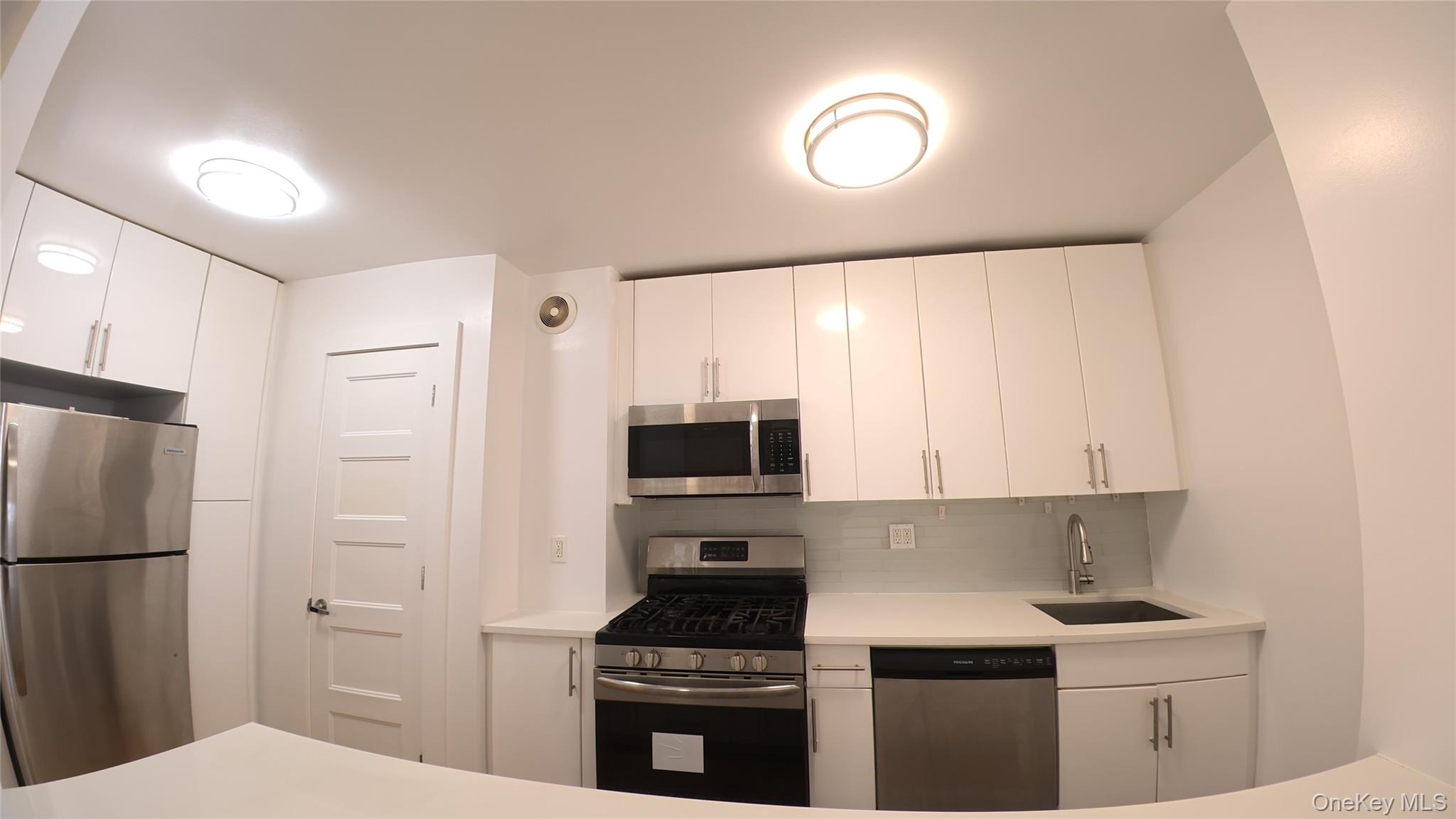 14220 Franklin Avenue, Unit 7F photo 5