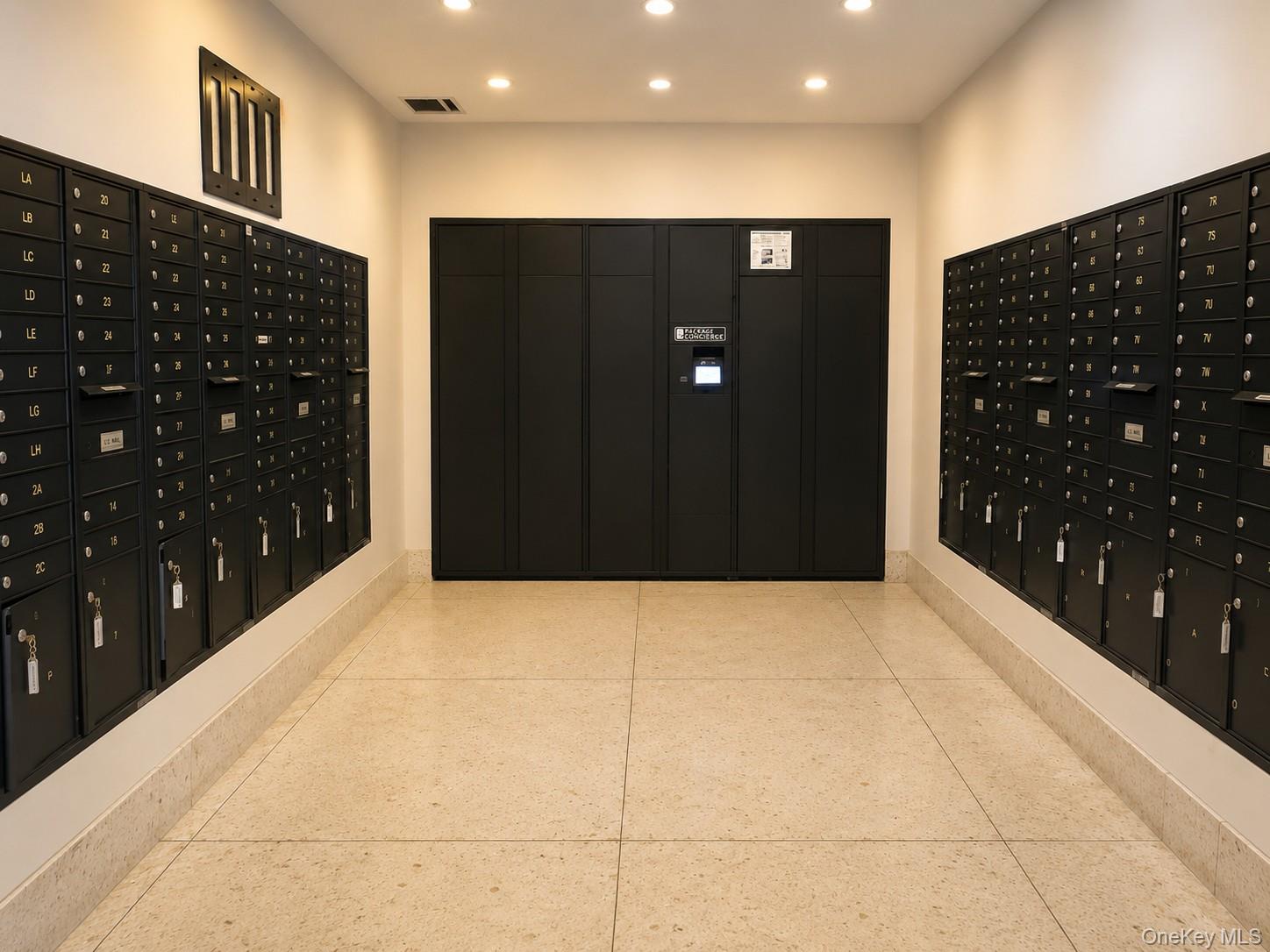 14220 Franklin Avenue, Unit 7F photo 17