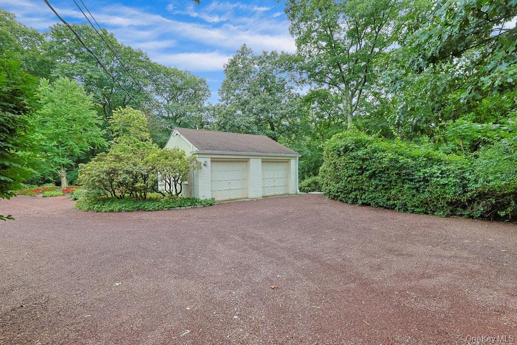 115 Whippoorwill Road – For Sale photo 4