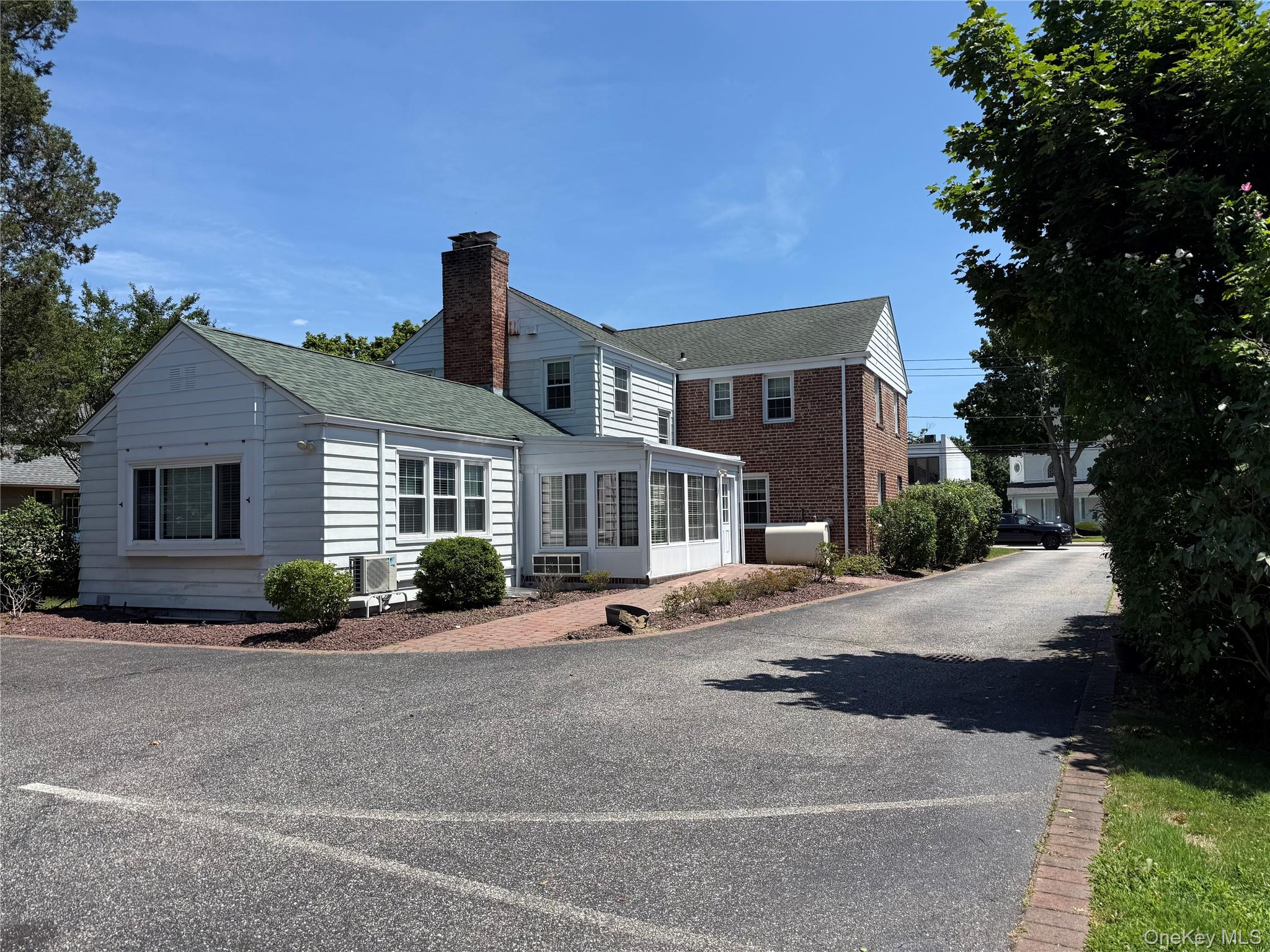 156 N Ocean Avenue – For Sale photo 3