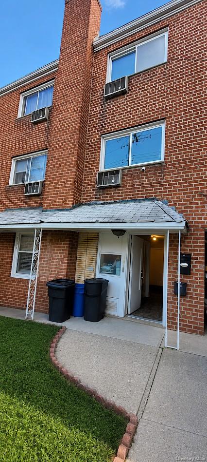 9206 242nd Street – For Rent photo 8