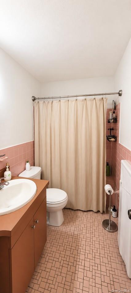 9206 242nd Street – For Rent photo 7