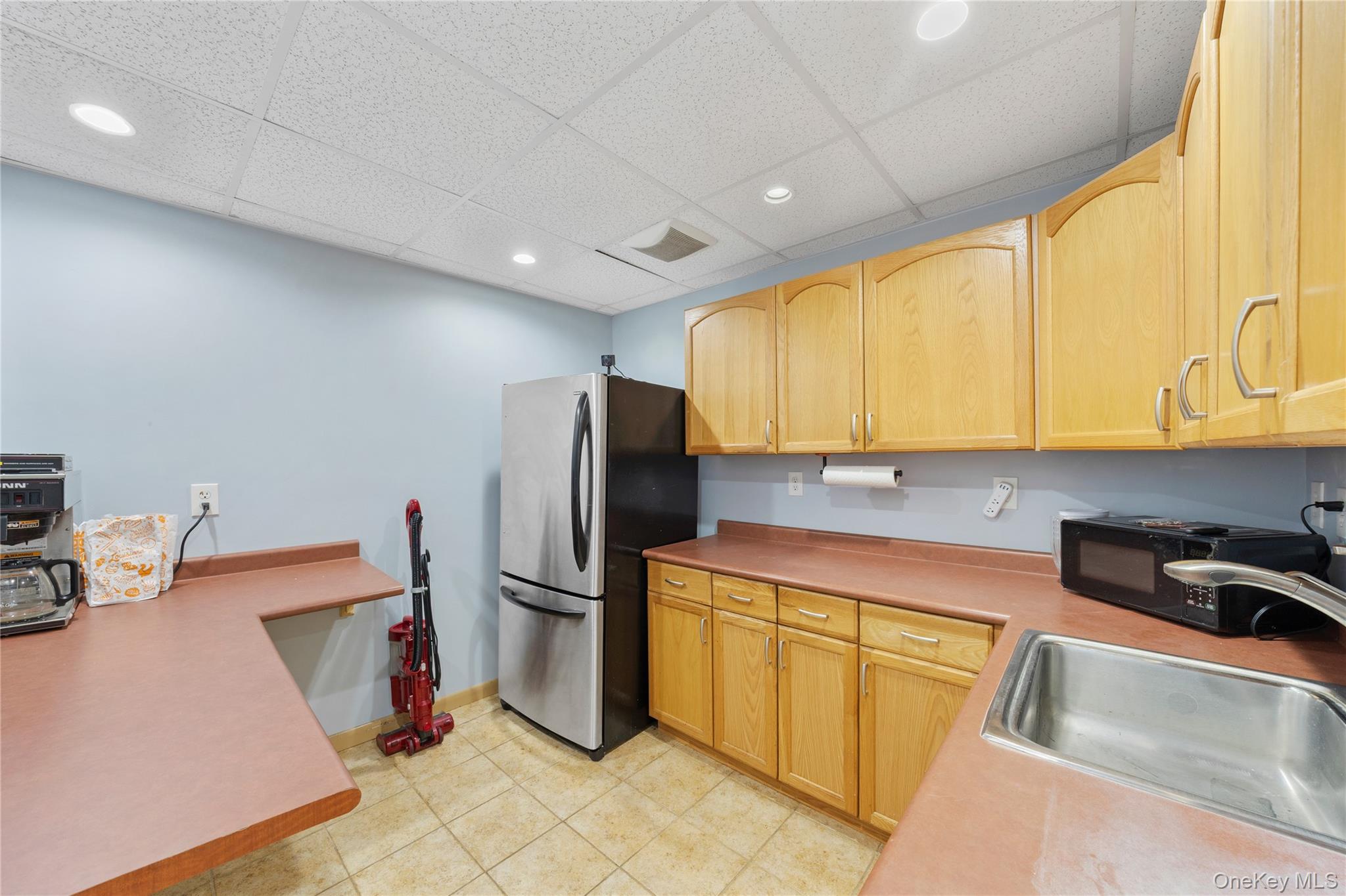 86 Maple Avenue – For Sale photo 16