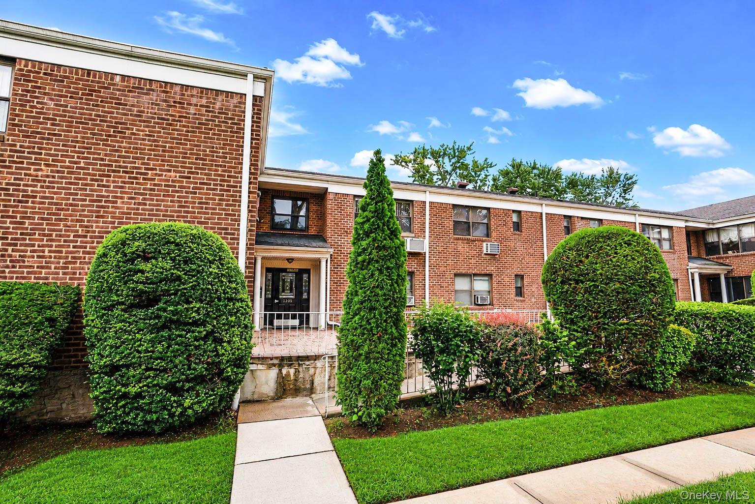 1205 Broadway, Unit F-24 photo 2