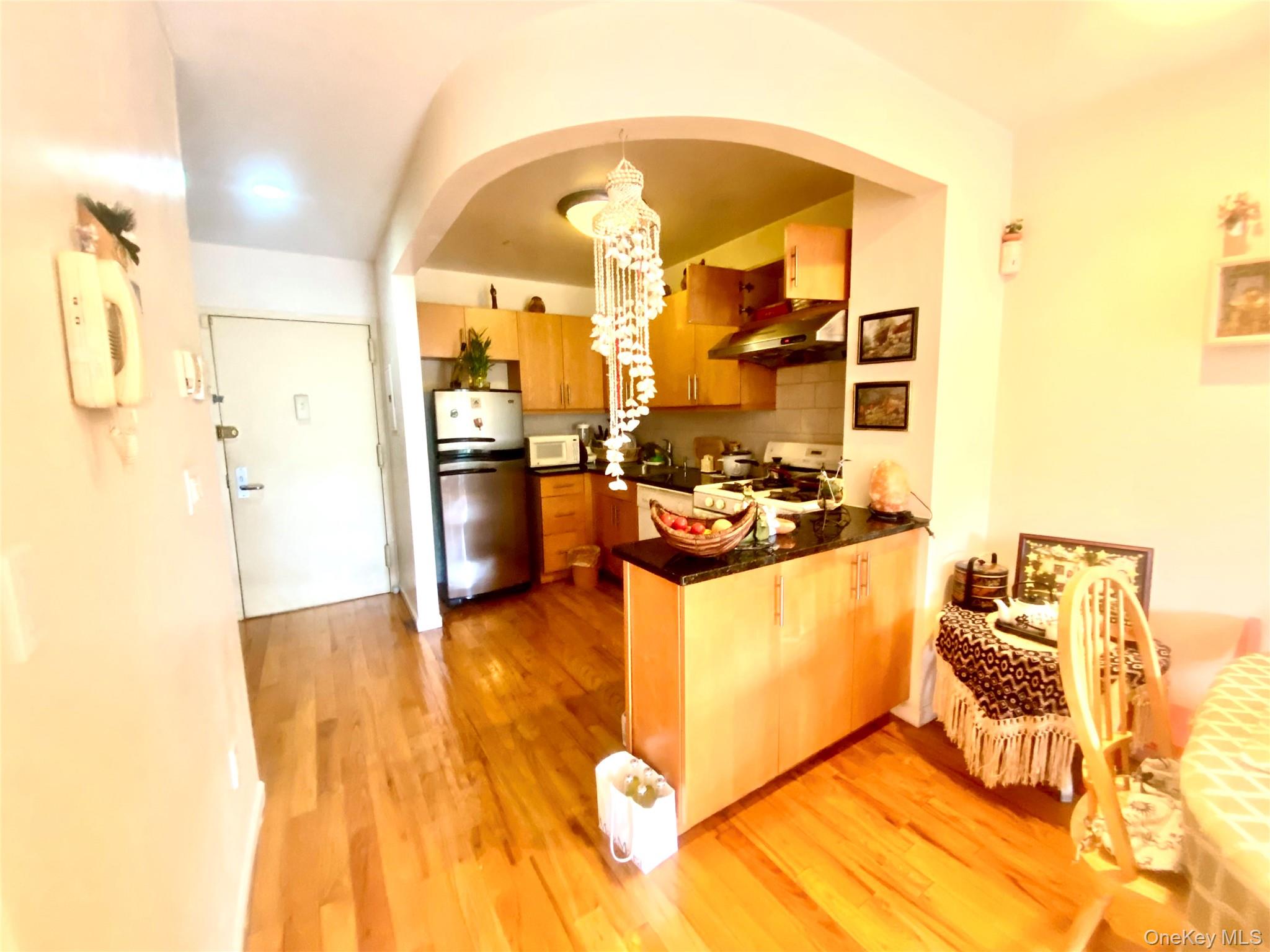 3822 147th Street, Unit 5B photo 11