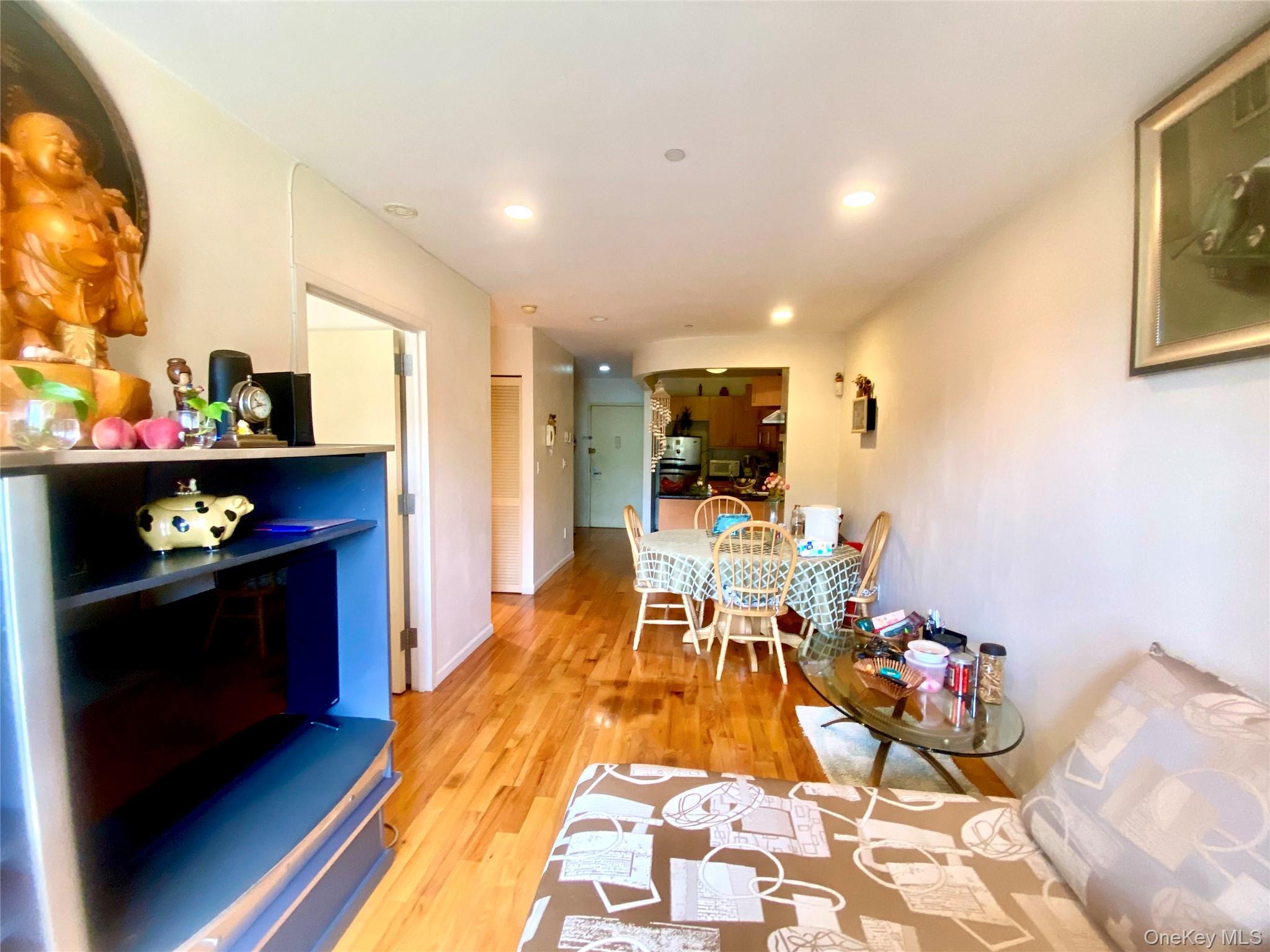 3822 147th Street, Unit 5B photo 8