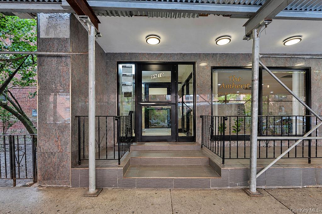 9910 60th Avenue, Unit 5J photo 3
