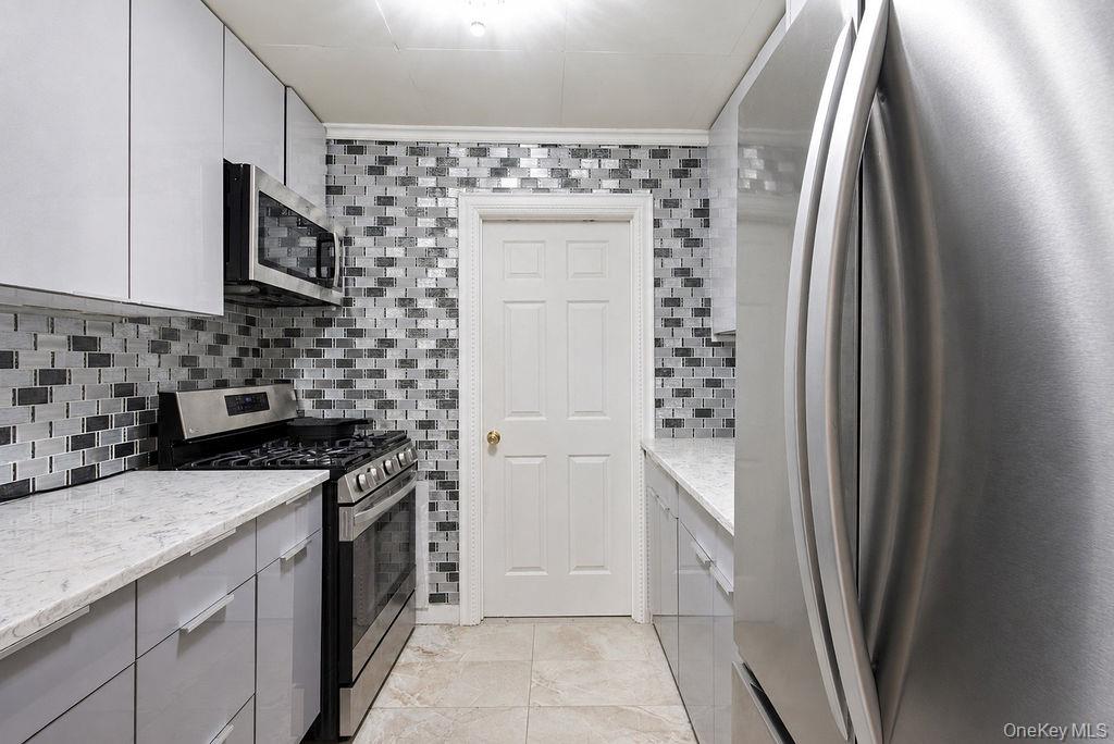 9910 60th Avenue, Unit 5J photo 5