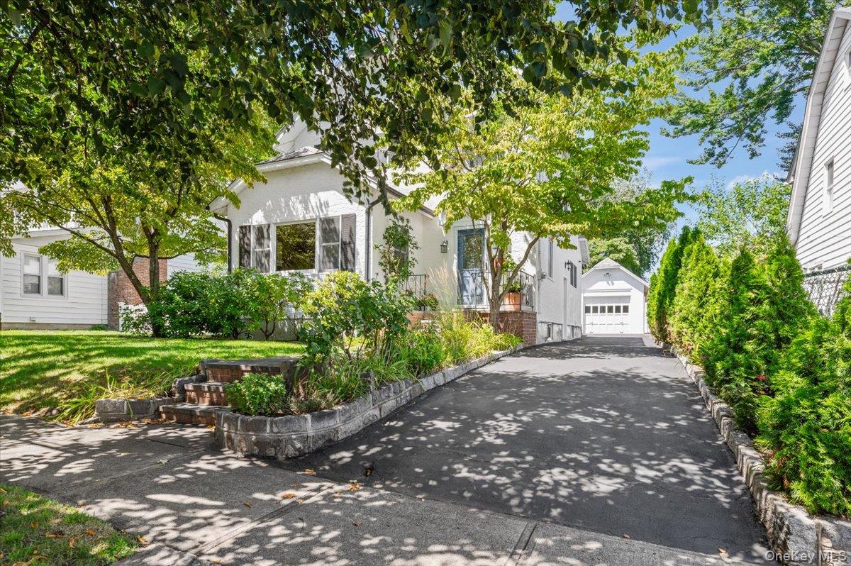 17 Cypress Avenue – For Sale