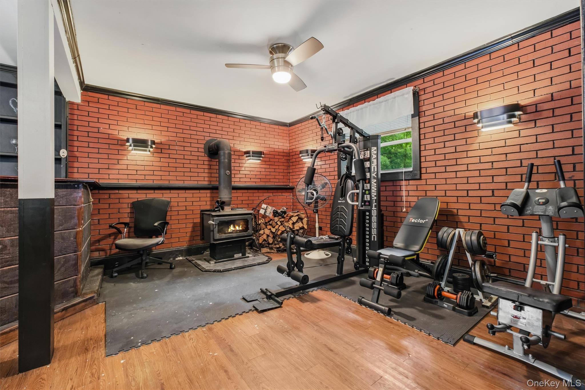 2 Netherwood Drive – For Sale photo 24