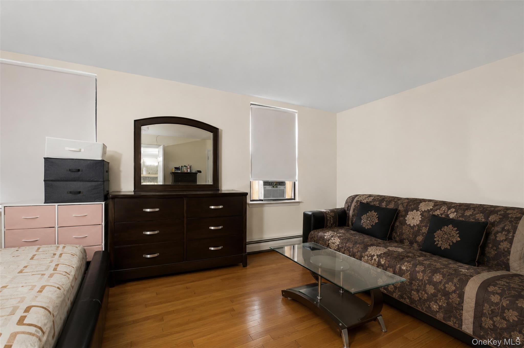 2000 Mapes Avenue – For Sale photo 13