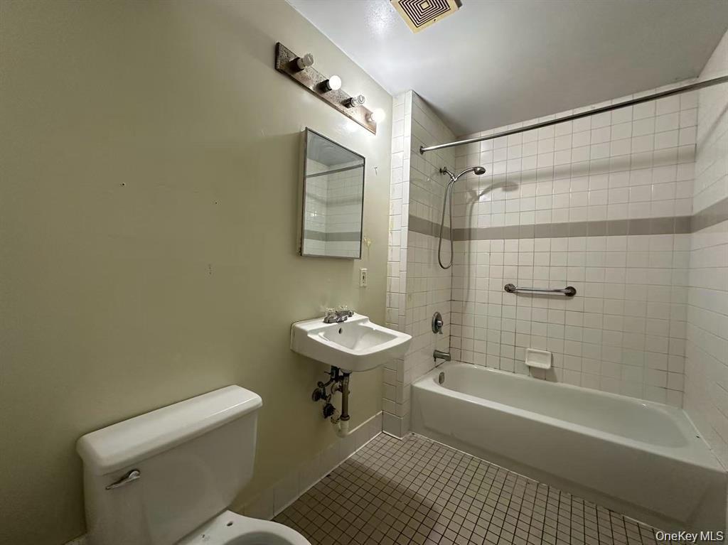 2000 Mapes Avenue – For Sale photo 21