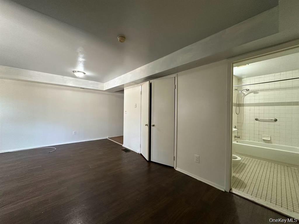 2000 Mapes Avenue – For Sale photo 18