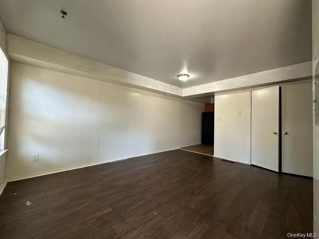 2000 Mapes Avenue – For Sale photo 19