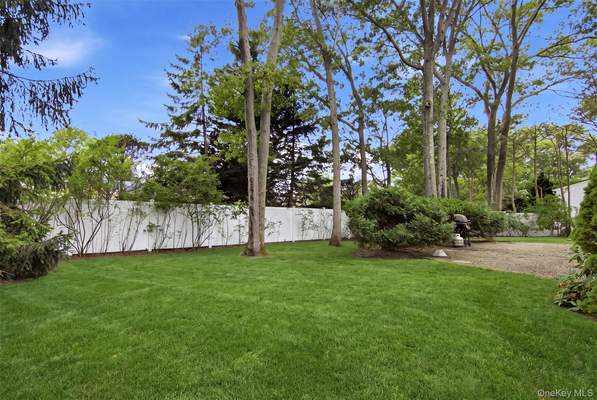 4 Smithtown Crescent – For Sale photo 24