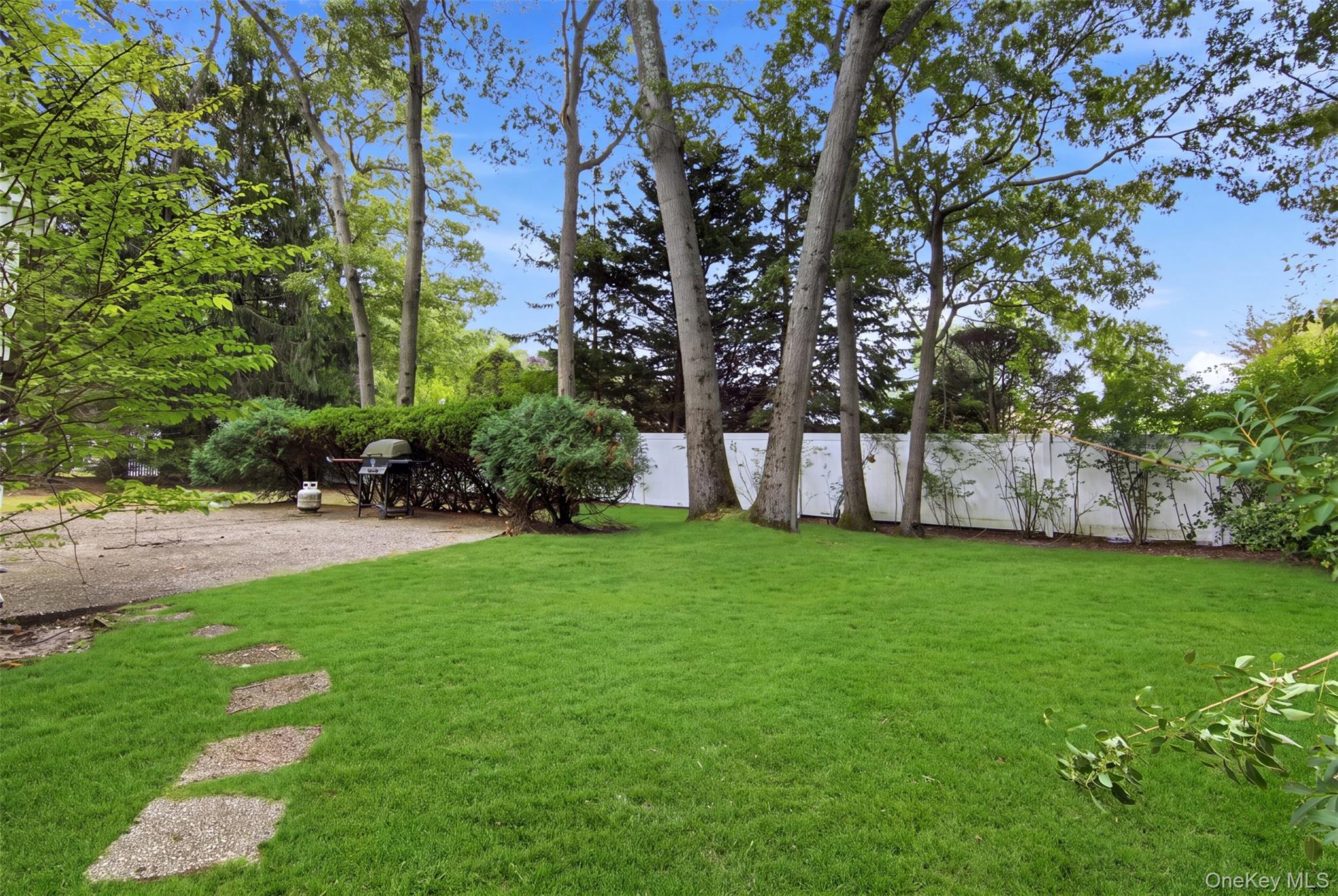 4 Smithtown Crescent – For Sale photo 21