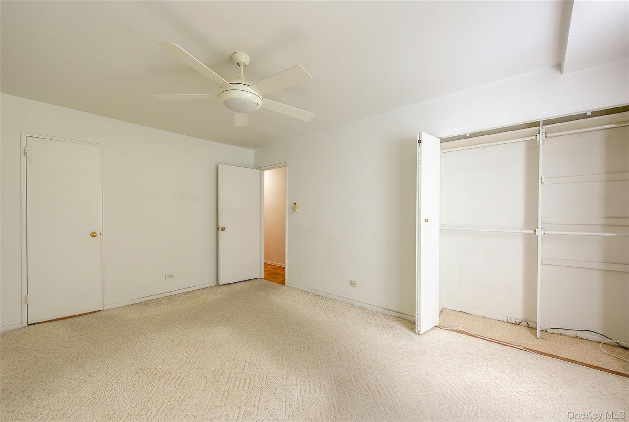 211-65 23rd Avenue, Unit 1K photo 32