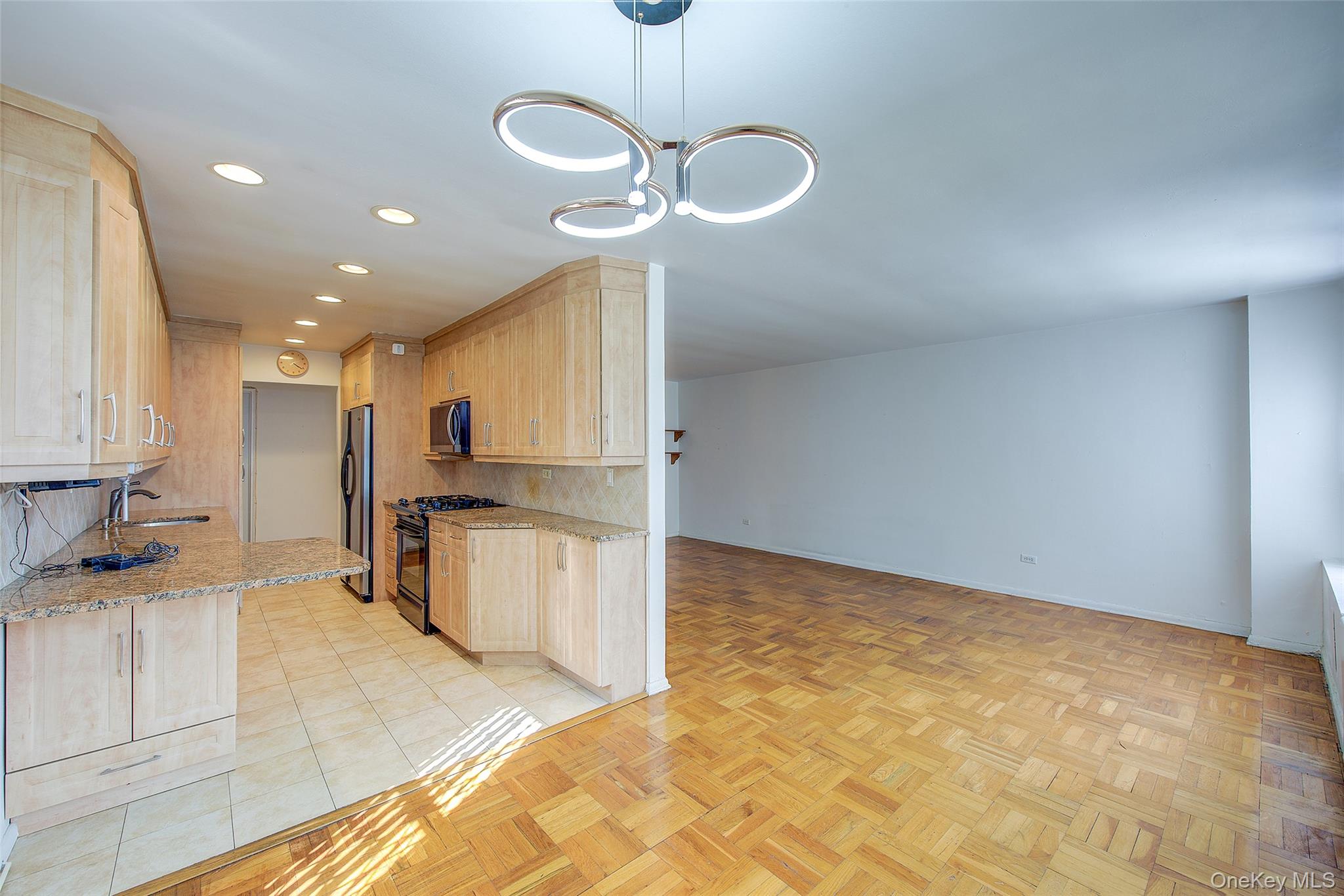 211-65 23rd Avenue, Unit 1K photo 11